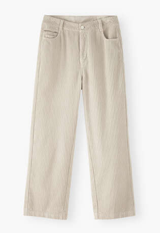 Cropped-Cordhose, Kreide, webstill