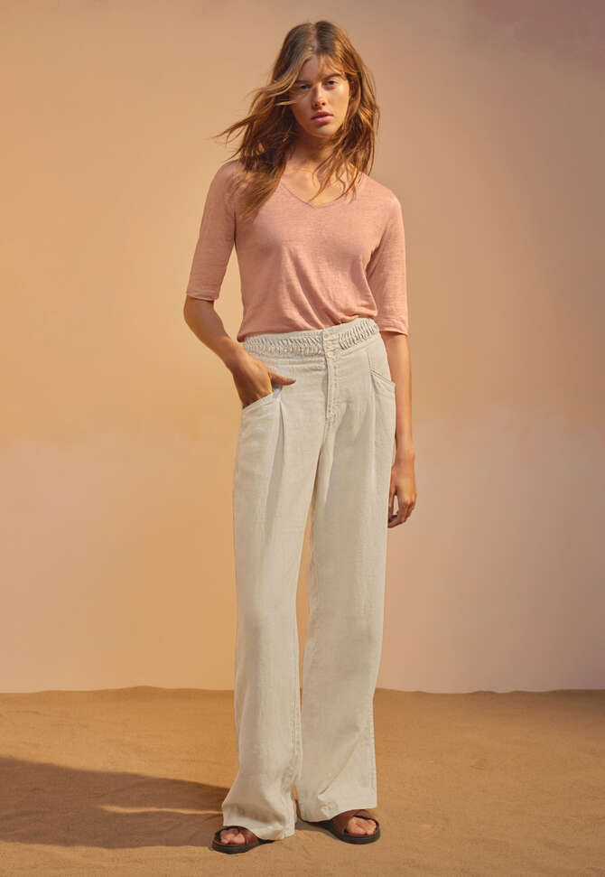 T-Shirt mit V-Ausschnitt, Beigerosa, completeTheLook