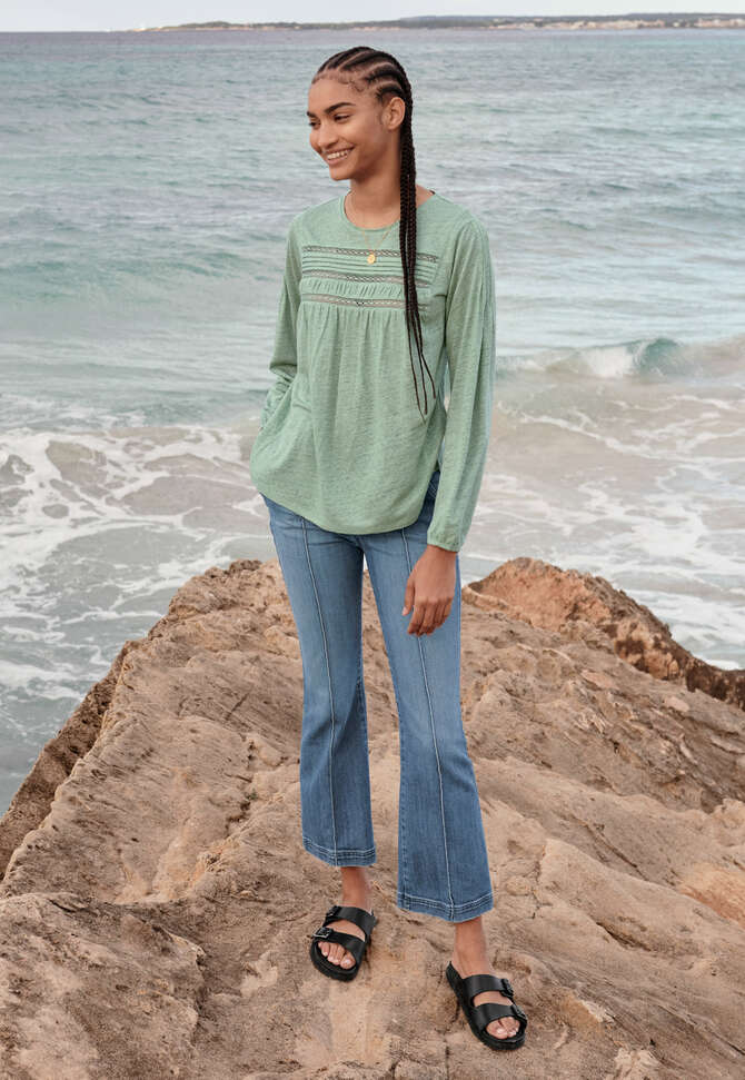 Schlag-Jeans, Stonewashed, completeTheLook