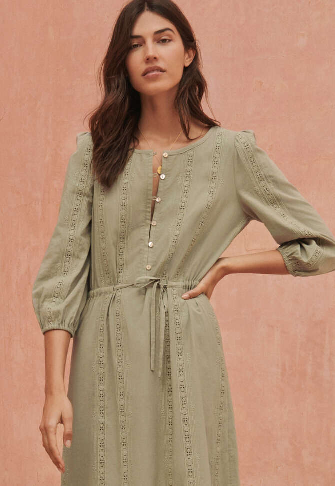 Besticktes Maxikleid, Salbei, completeTheLook