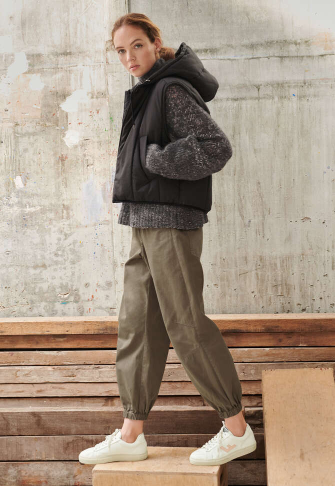 Hose mit elastischen B&uuml;ndchen, Khaki, completeTheLook