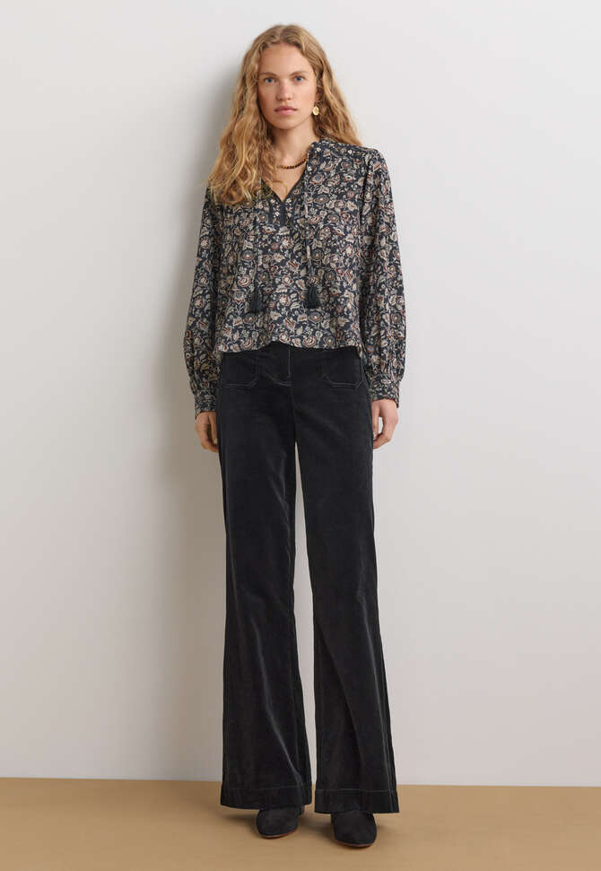 Samthose mit weitem Bein, Schwarz, completeTheLook