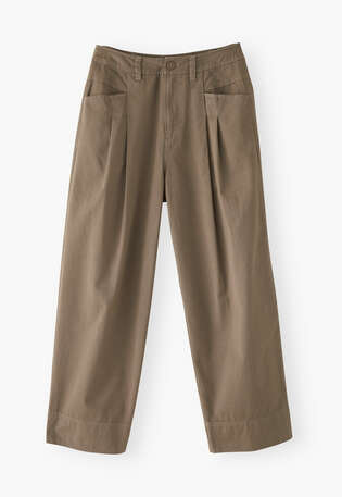 K&uuml;rzer geschnittene Hose, Gewaschenes Khaki, webstill