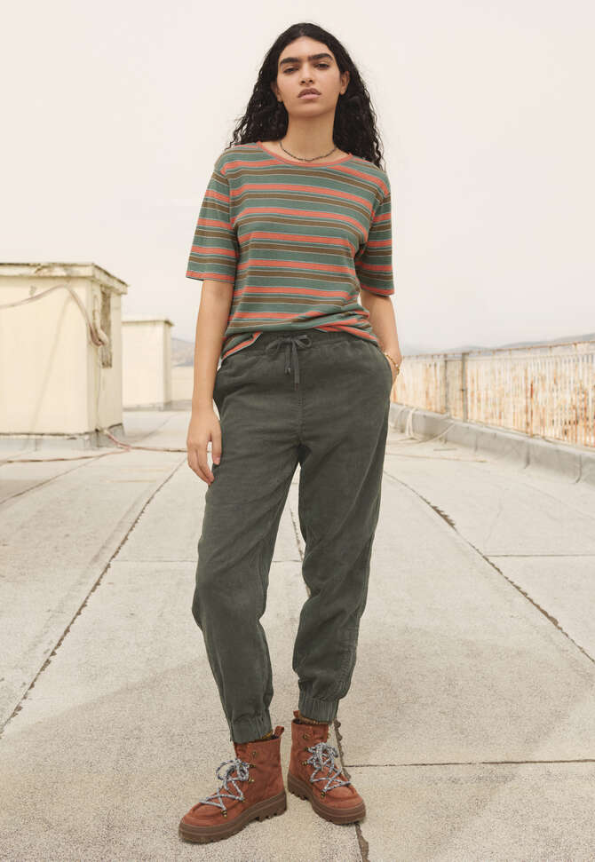 Cord-Jogginghose, Rauchiges Khaki, completeTheLook